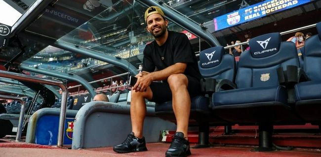 免费狼人久久香蕉网